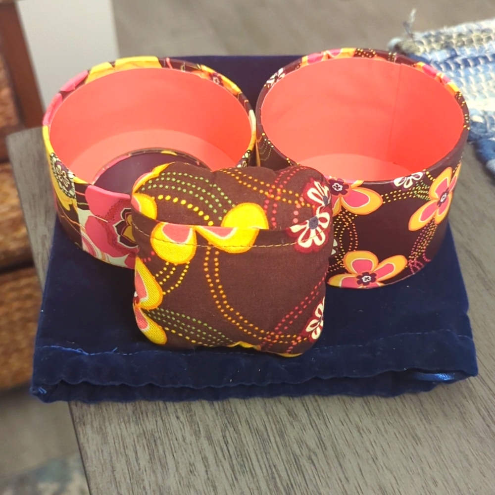 Vera Bradley watch box - Picture 3 of 4